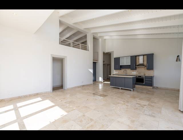 3 BEDROOM APARTMENT TO LET IN CAMPS BAY